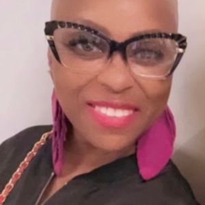 Meet your Posher, Monica